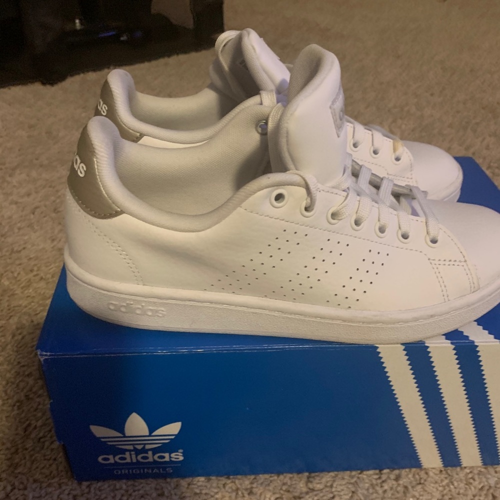 Adidas Classic